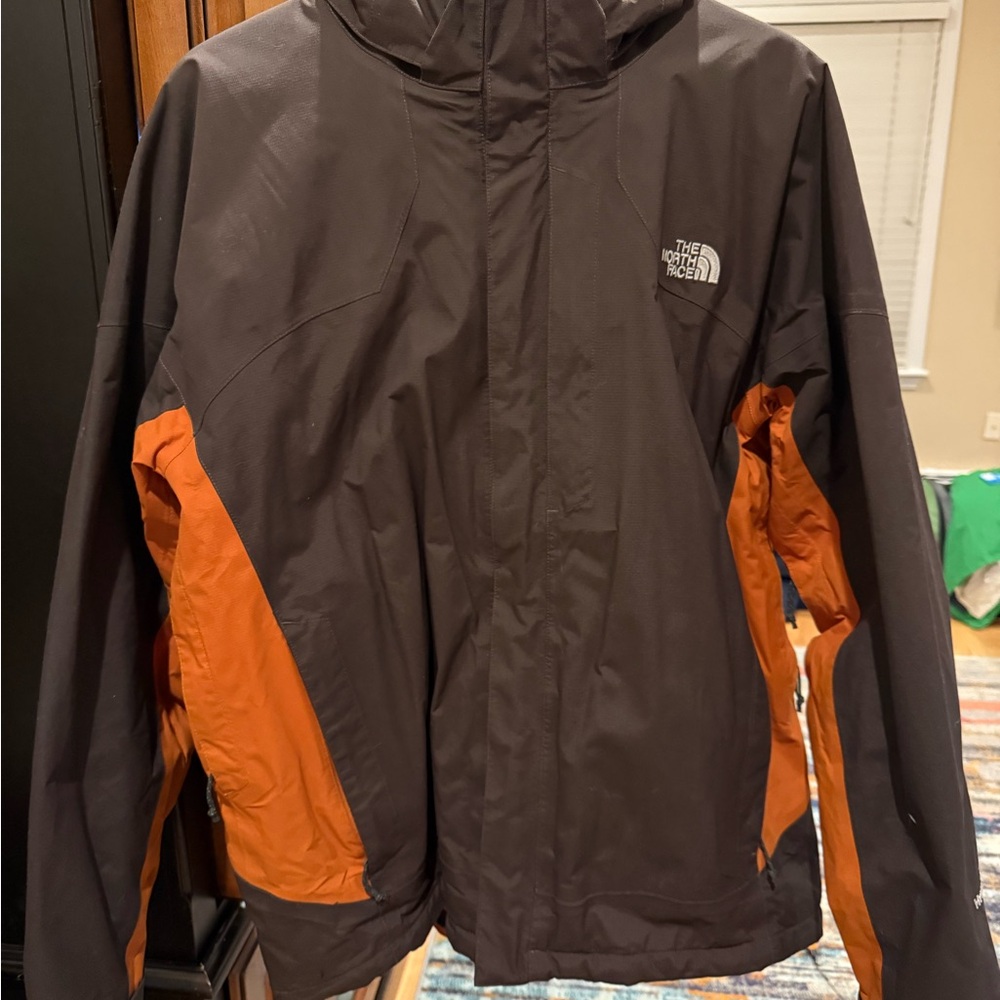 The North Face HyVent Insulated Ski Jacket Men’s L • Vintage 2007 • Brown/Orange